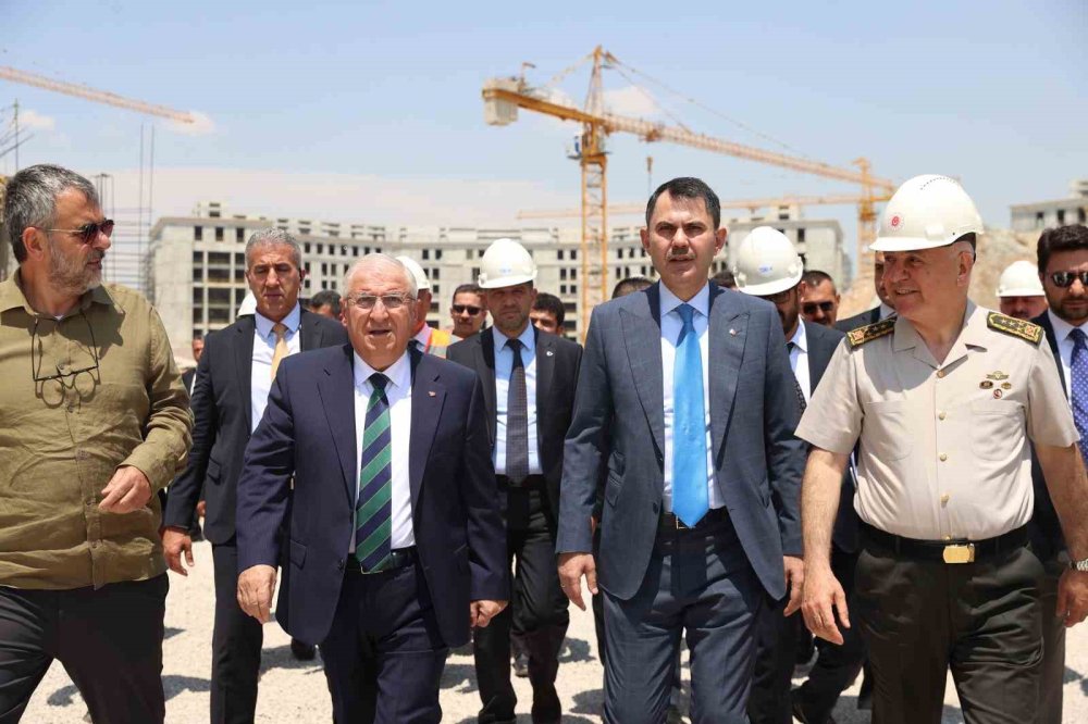 Adını şeklinden alan Ay Yıldız Yerleşkesi’nde çalışmalar devam ediyor