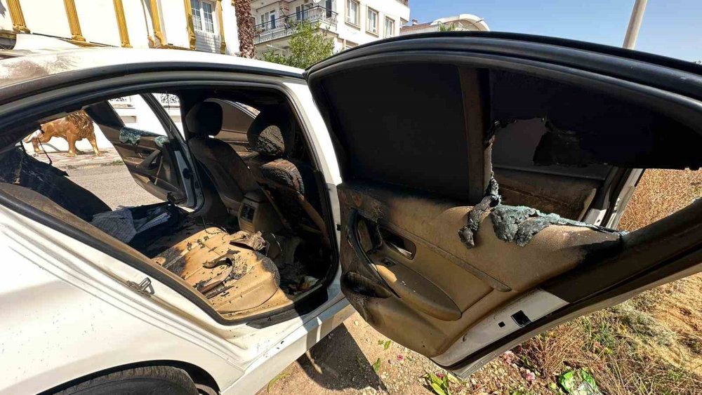 Azeri asıllı iş adamının lüks otomobiline saldırı