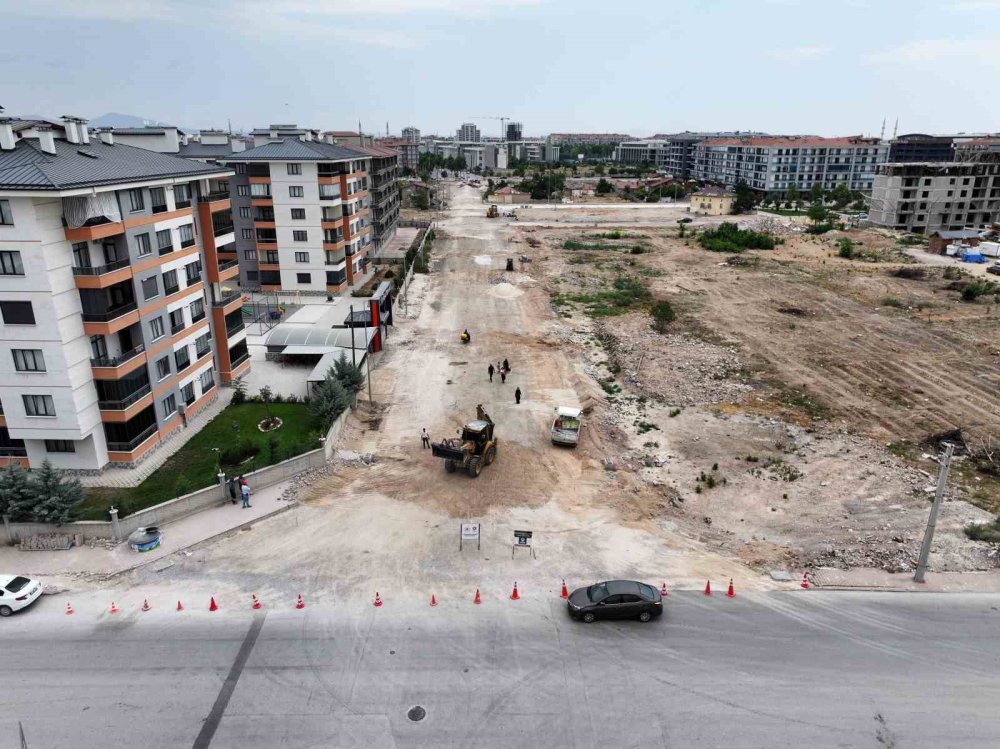 Karatay'ın İki Ana Caddesi Modern Hatla Birbirine Bağlanıyor