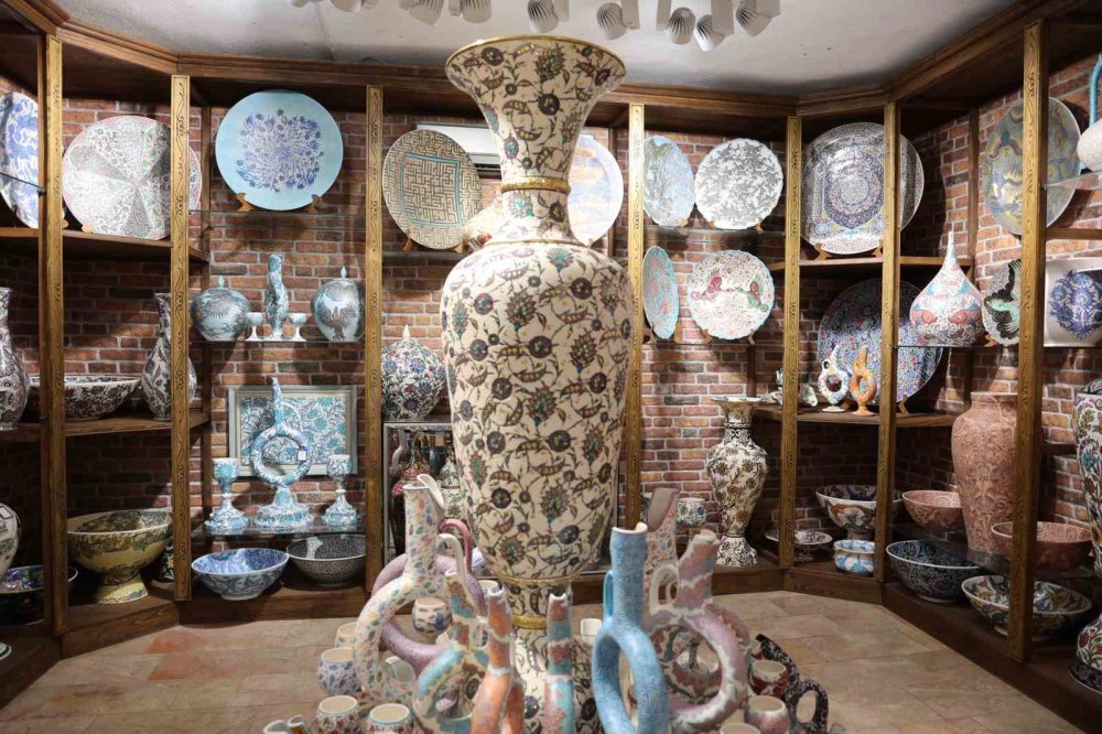 Altınla işlendi, her 1 santimi 20 bin lira