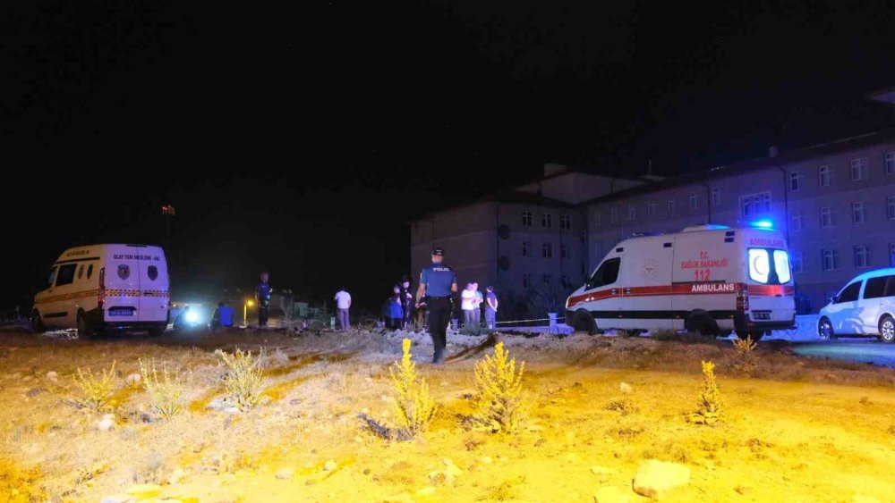 Karaman'da iki berber arkadaş başlarından vurulmuş halde bulundu