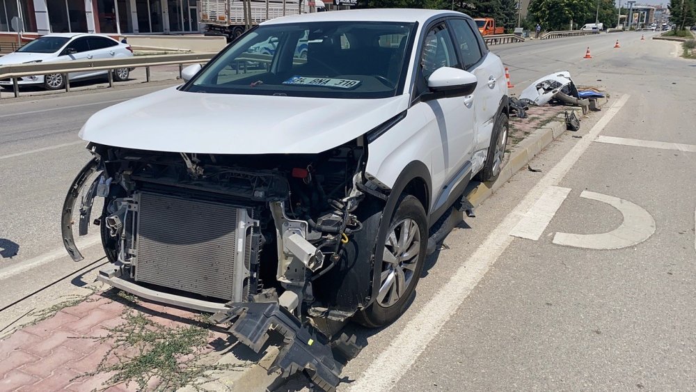 Konya'da kaza: Sürücü ucuz kurtuldu