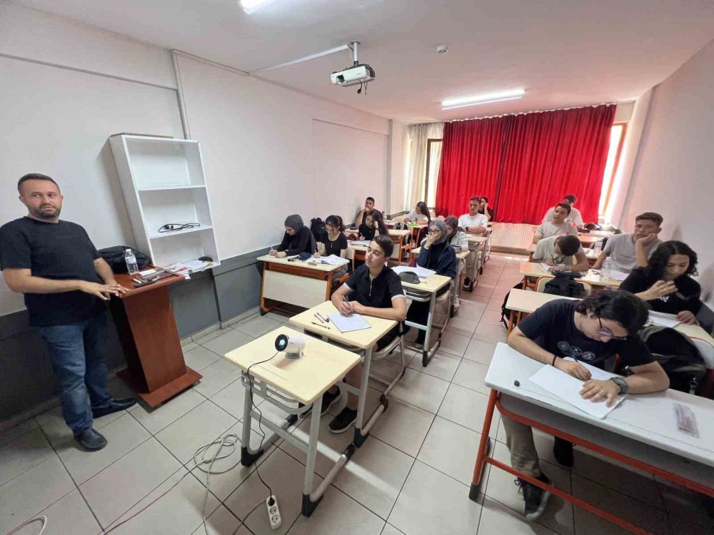 LGS Tercihi Uyarısı: Komşunun Çocuğuna Bakarak Kayıt Yapılmaz