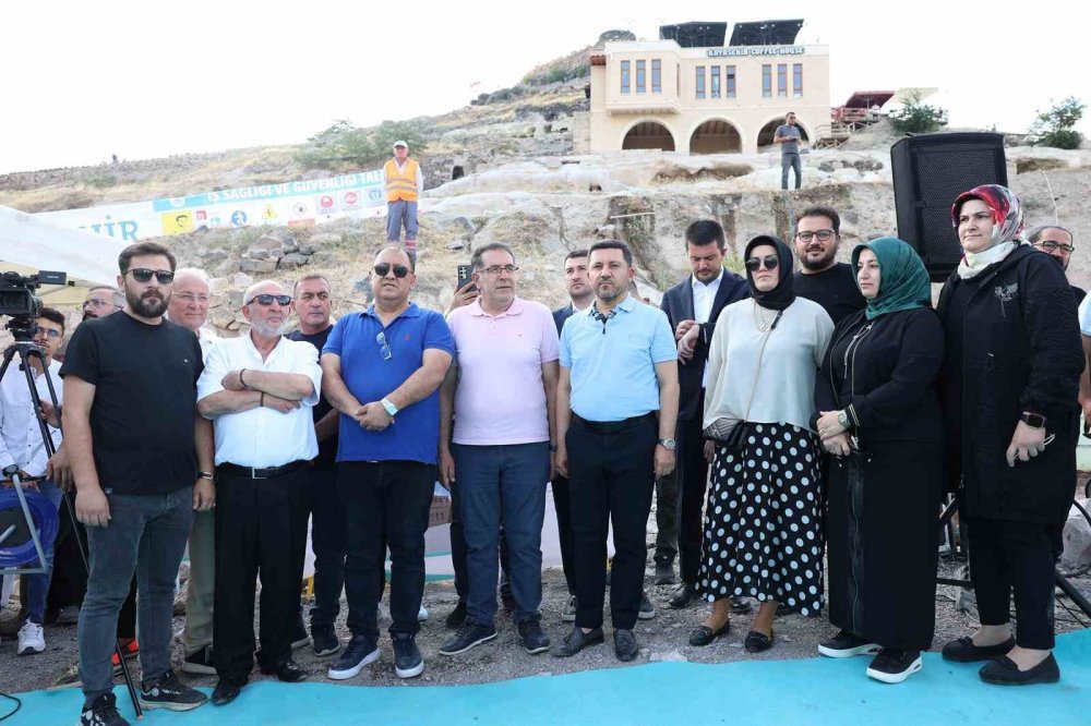 Tarihi Dokuya Modern Dokunuş: Kayaşehir Otel Projesi Başladı