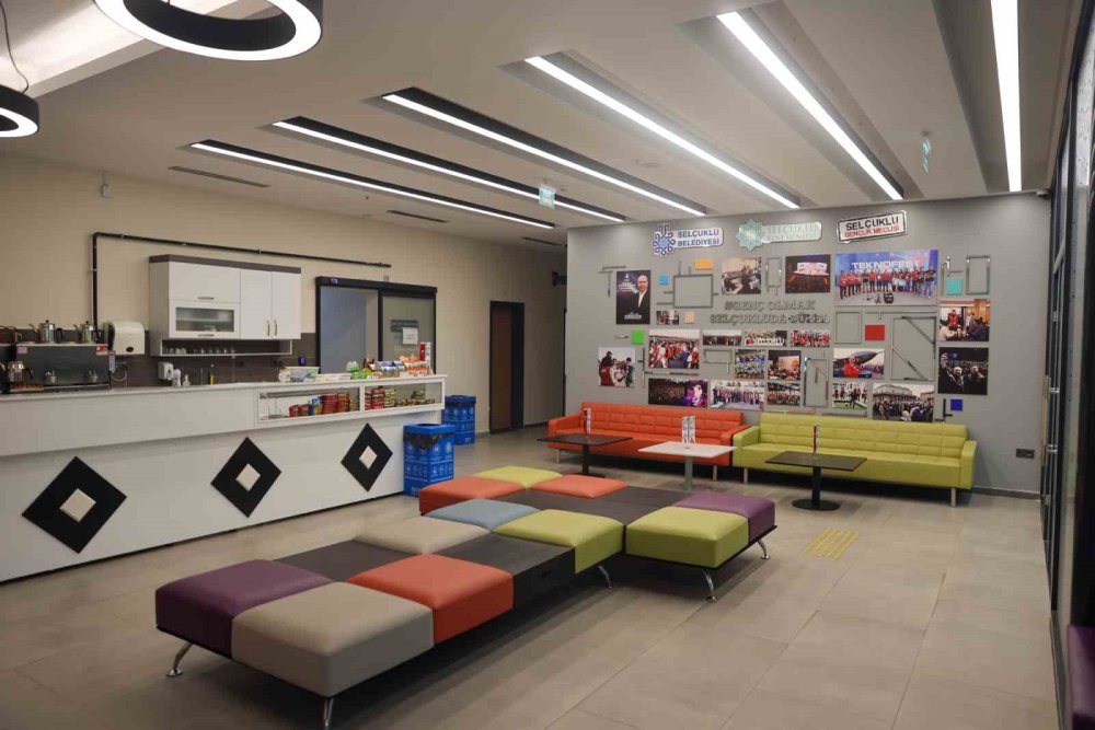 Selçuklu Gençlik Merkezi Yeni Yerinde Gençleri Ağırlamaya Başladı