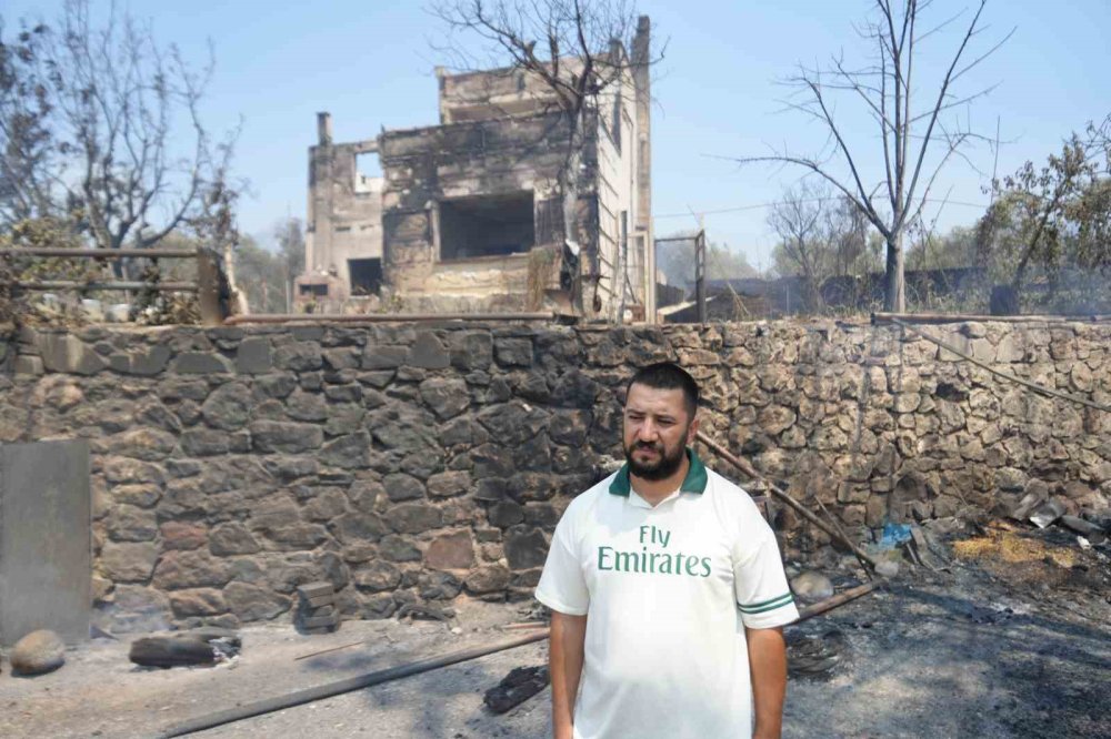 Alevler, maddi manevi ne varsa yaktı geçti