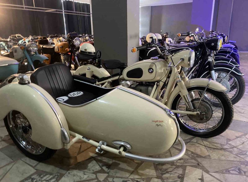 Nostalji tutkusu müze yolunda