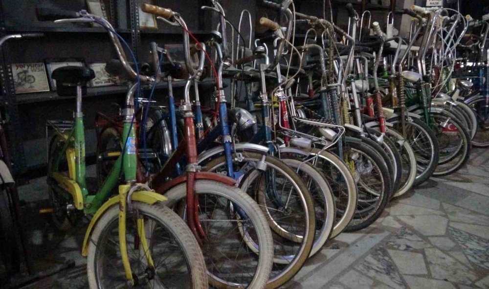 Nostalji tutkusu müze yolunda