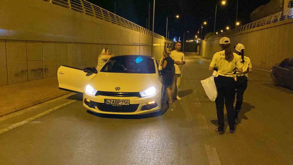 Alkollü sürücü polisleri sabır testine soktu