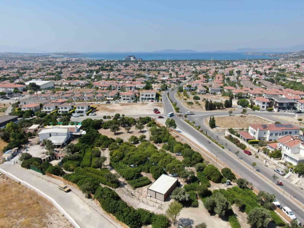 Sakız artık ada değil yarımada