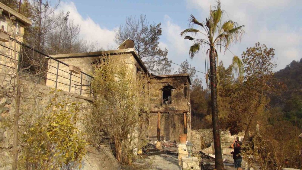 Silifke’de Orman Yangını Kontrol Altına Alındı