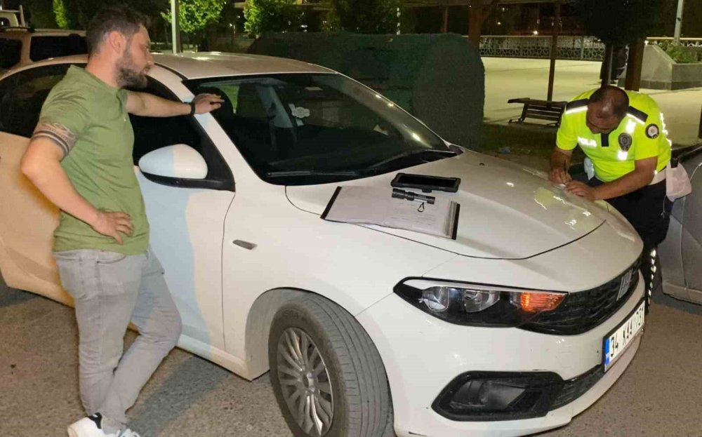 Rutin denetimde yakalandı, ehliyeti için polise yalvardı