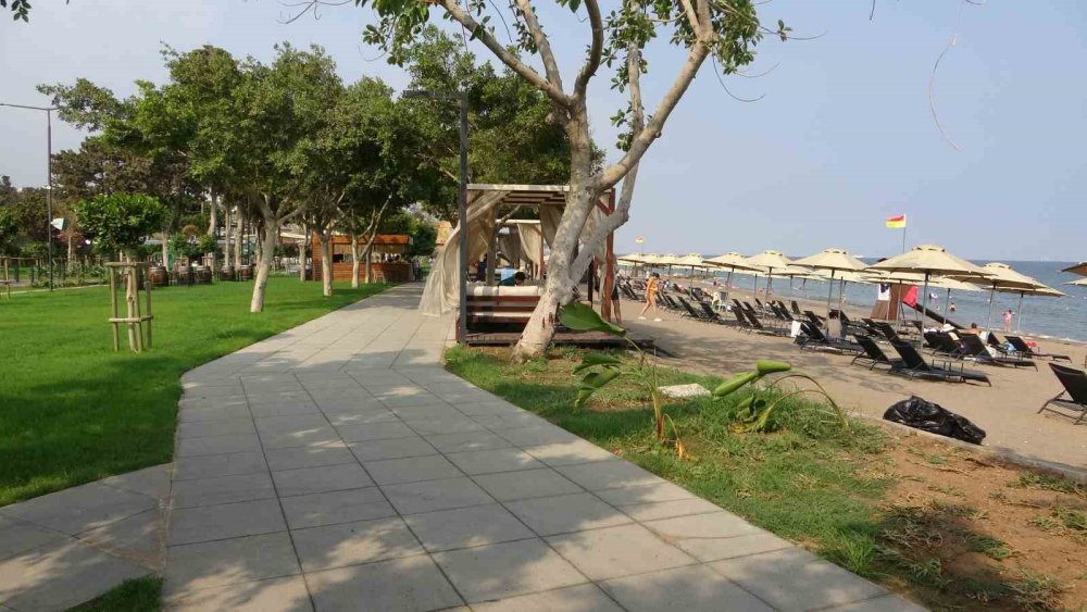 Halkın plajı halka yasaklandı