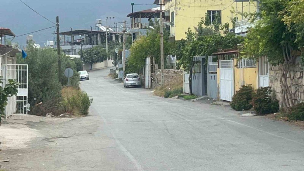 Sokakta Dehşet: Önce Dayısını Vurup Sonra Kafasına Sıktı