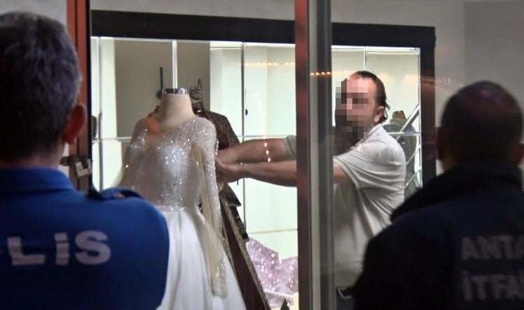 Tüpe çakmağı dayayınca tazyikli suyu yedi