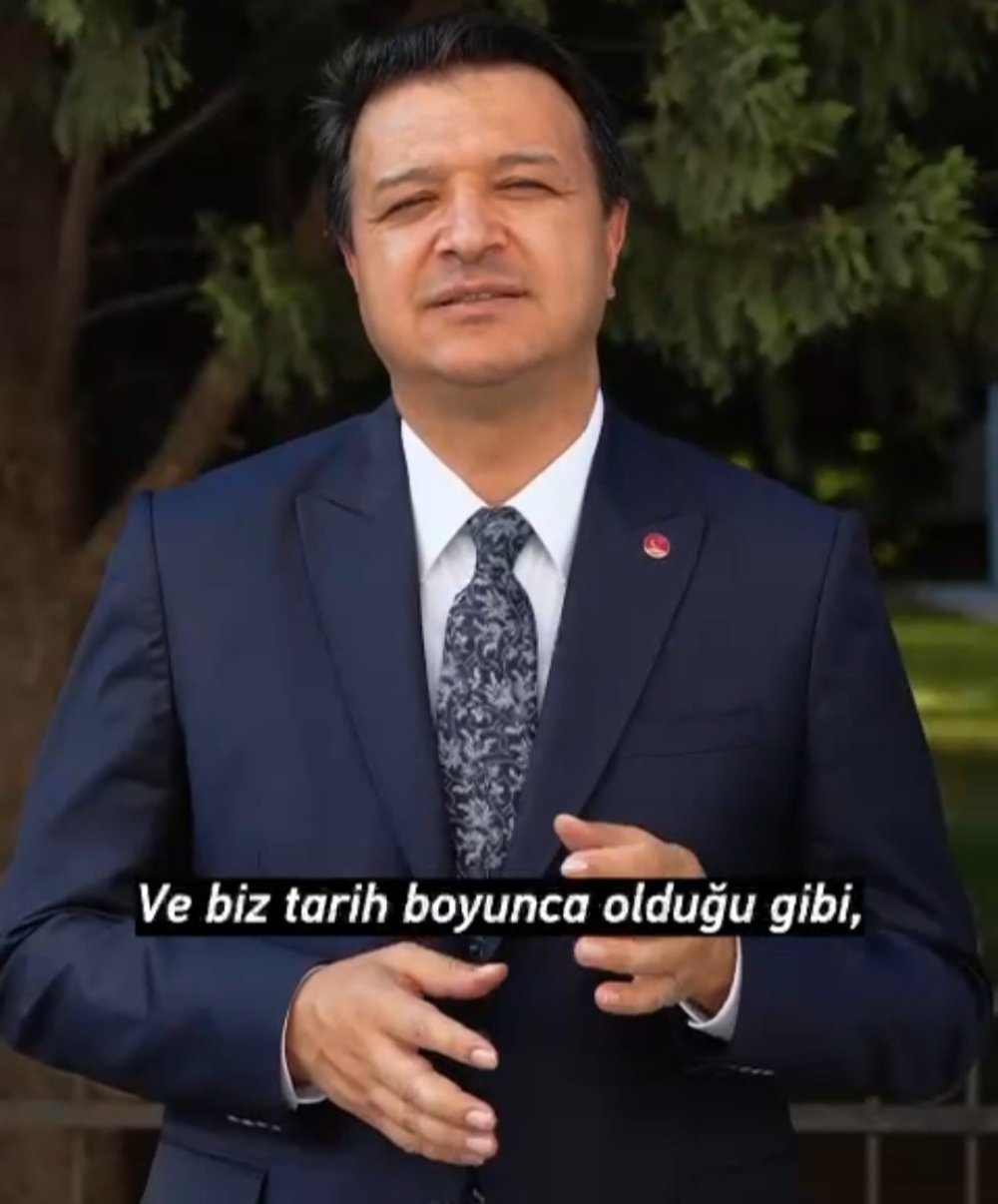 Binlerce hektarlık alan küle döndü, Saadet fidanla umut oluyor