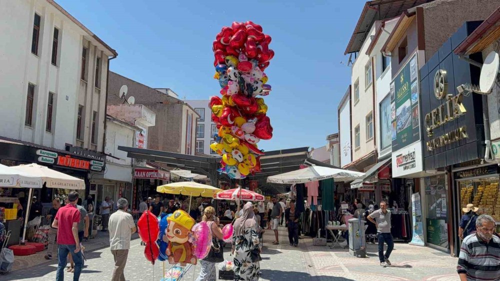 Bu ilçenin nüfusu kışın 45 bin, yazın 200 bin