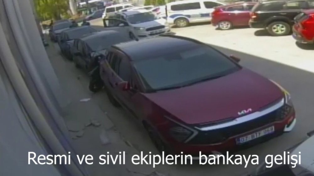 Sahte MİT'çiyi polis suçüstü yakaladı