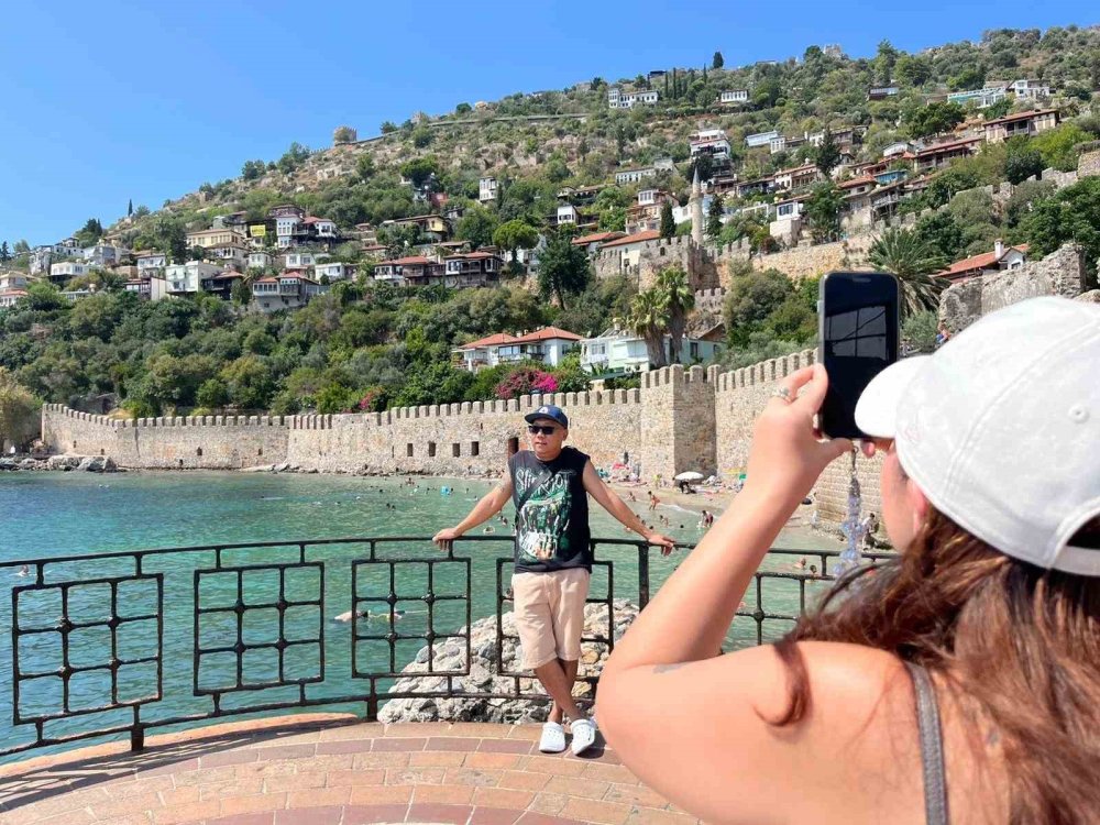 Amerikalı Nautica Alanya'da