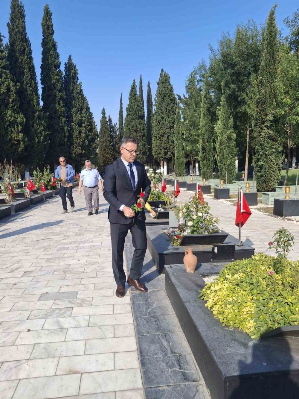 Baraj üstünde direksiyonda devlet var