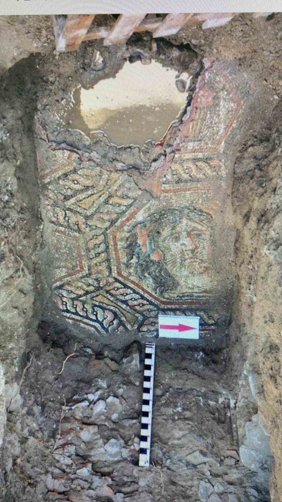 İznik’te önemli keşif: Mezarlar, mozaikler