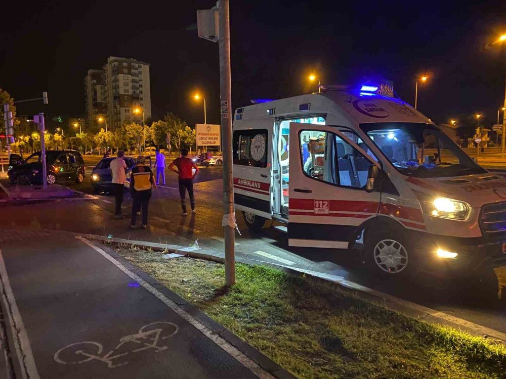 Kaza yapan sürücü 'Nasılsınız?' deyip kaçtı