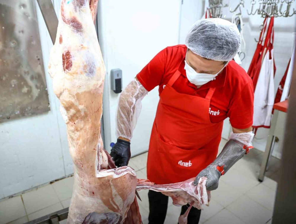 Halk Et, 200 Ton Etle 80 Bin Vatandaşa Ucuz Et Hizmeti Verdi