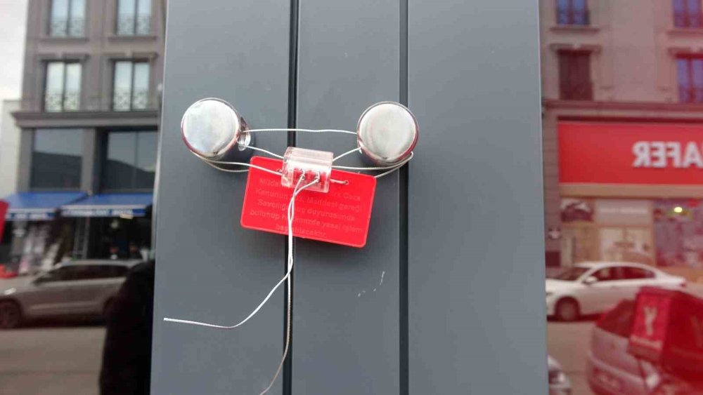 999 kişinin zehirlendiği ’döner skandalı’ davası ertelendi