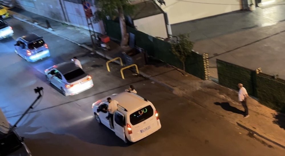 Askere Uğurlama Konvoyunda Trafik Felç Oldu