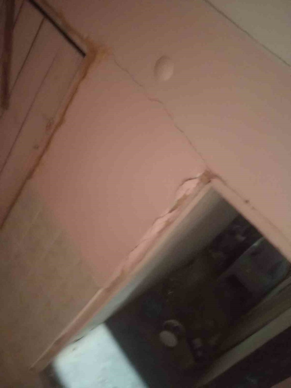 Ankara'da Yıkım Esnasında İlginç Talep: Hepsini Yıkın!