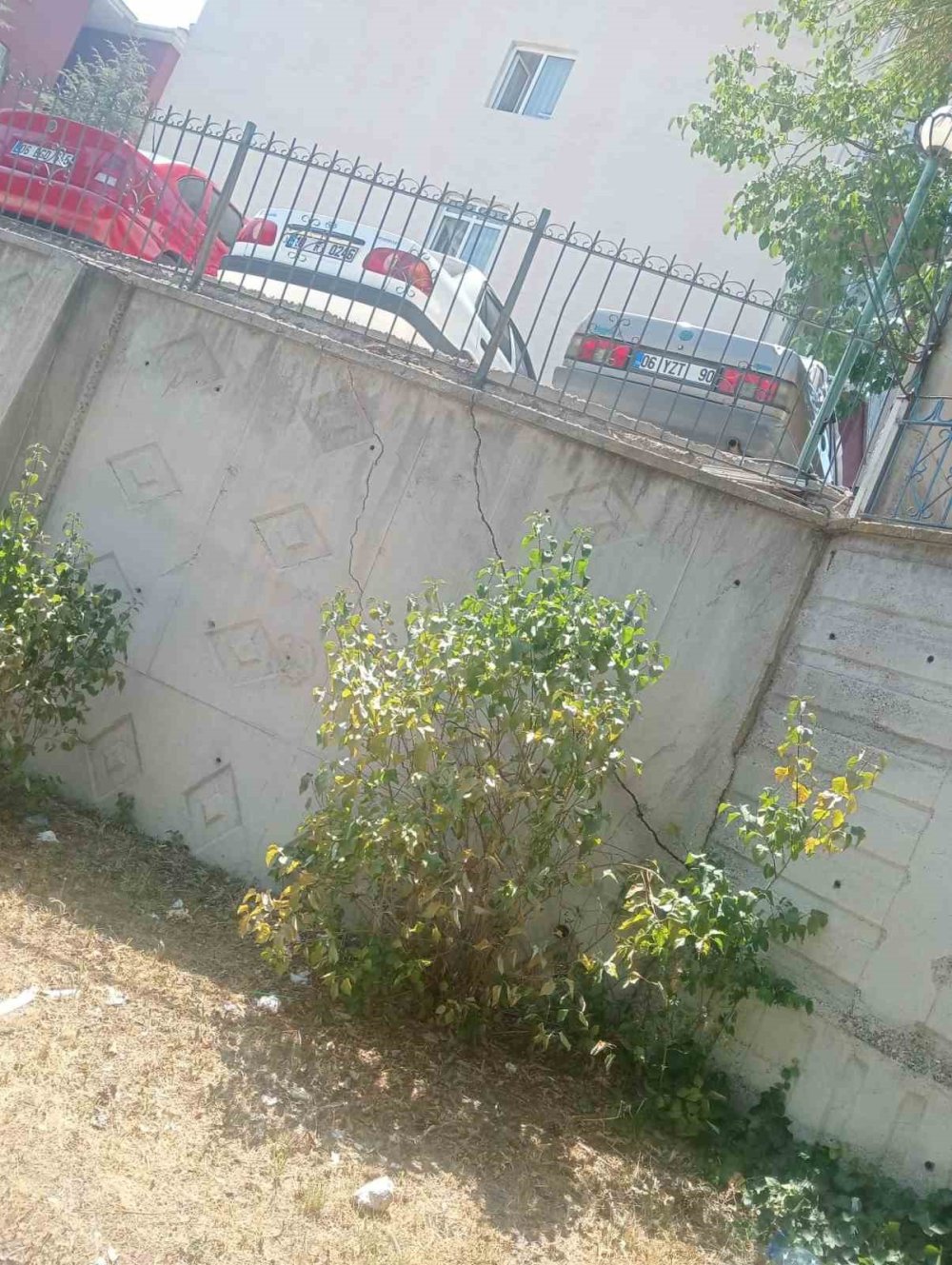 Ankara'da Yıkım Esnasında İlginç Talep: Hepsini Yıkın!