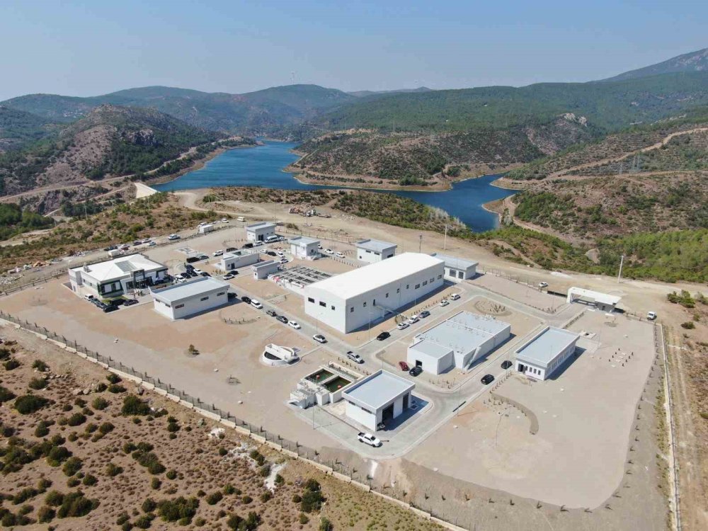 Hükümetten 100 Yıldır Yatırım Yapılmayan İzmir'e Su