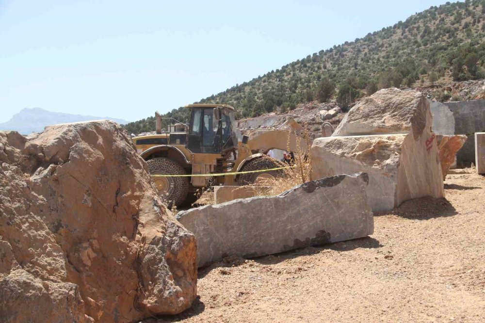 Konya'da İş Kazası: 33 Yaşındaki Mühendis 3 Ton Mermerin Altında Kaldı