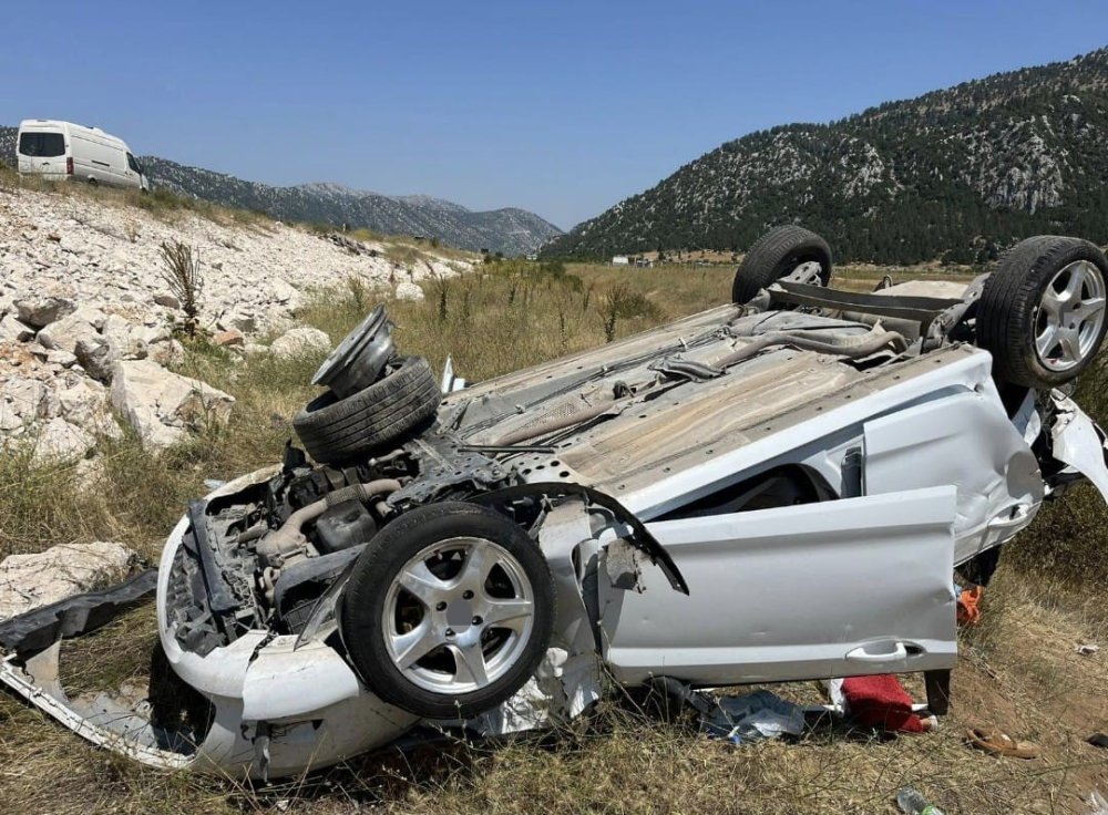Ucuz Atlattılar: Konya'daki Kazada 5 Yaralı Var
