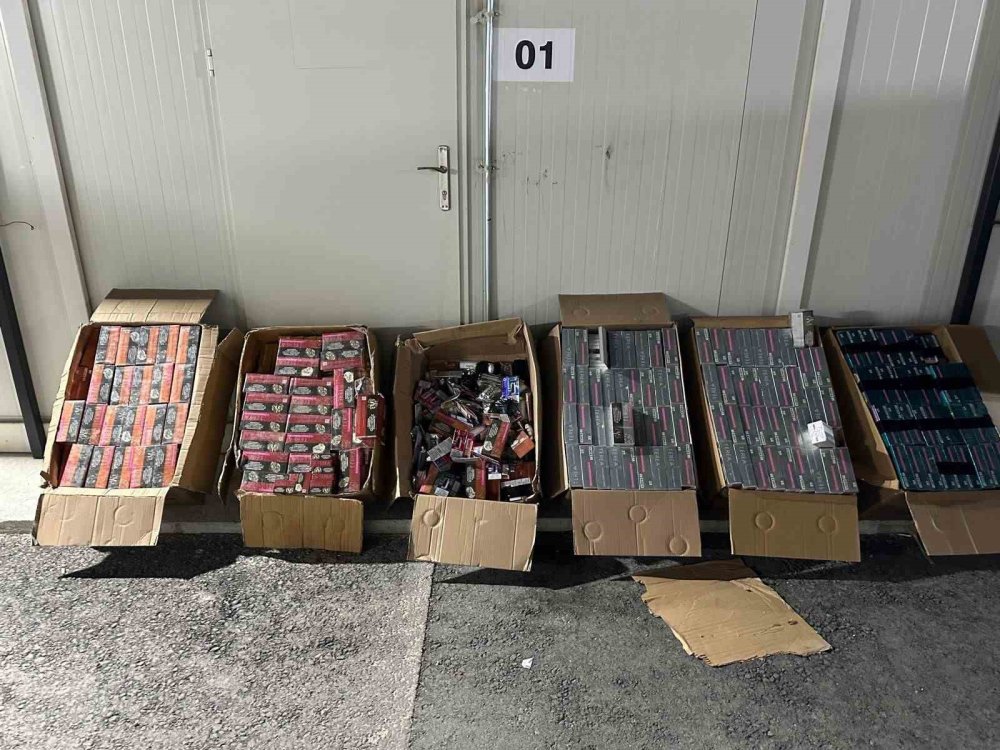 Yok Böyle Tır: İçinde 3 Polis Birimine Yetecek Suç Çıktı