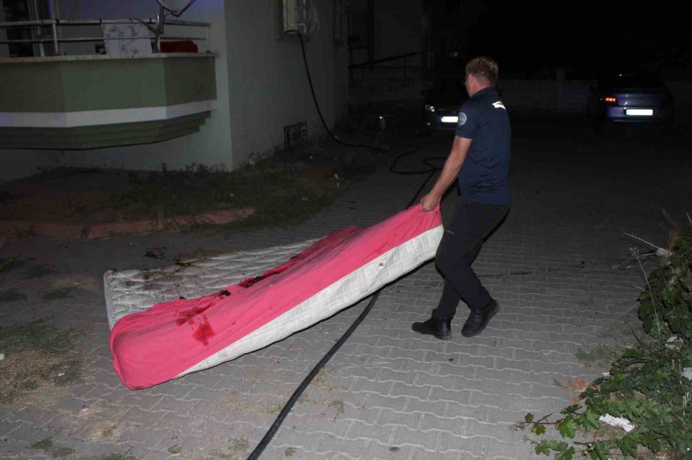 Yatakta içtiği sigara sonu olacaktı