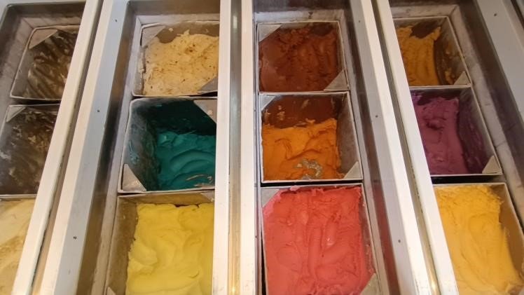 Dört kuşaktır aynı dükkanda aynı işi yapıyorlar