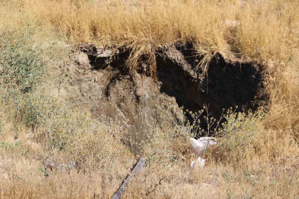 Eskişehir'deki obruğun sebebi Balıkesir depremi mi?