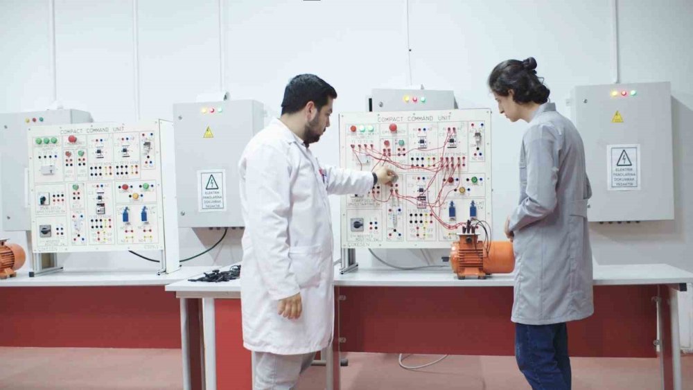 İş bulma garantili meslek okulu öğrencilerini bekliyor