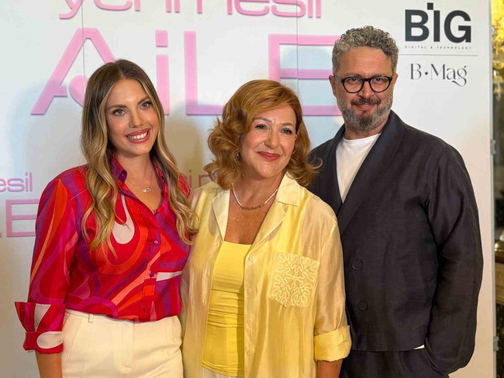 Türkiye’nin İlk Dikey Format Komedi Dizisi “Yeni Nesil Aile” Yakında İzleyiciyle Buluşacak