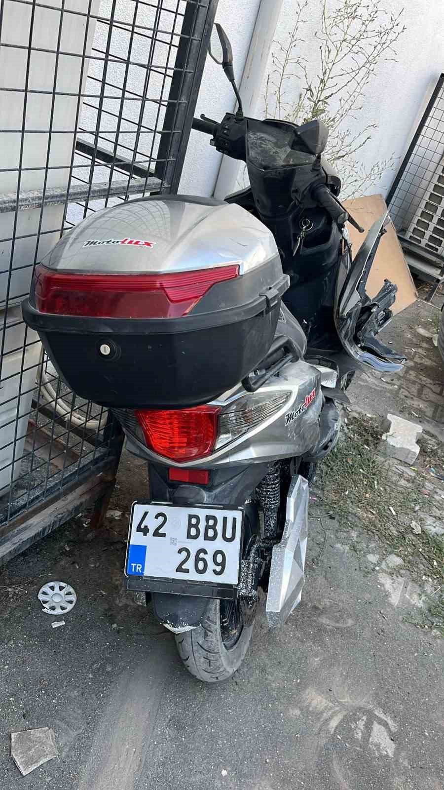 Konya’da motosiklet minibüsle çarpıştı: 2 yaralı