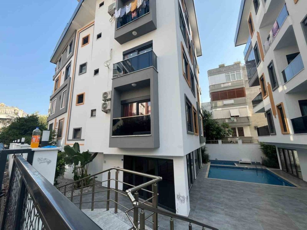 Alanya'daki kiralık ev cinayetinin zanlısı, Gümüşhane'de yakalandı