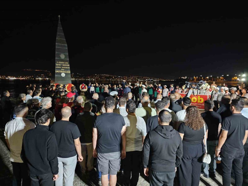 Başbakanın Uykudan Uyandırılmadığı Zamanlar: 26 Yıl Önce Bugün Hayat Durmuştu