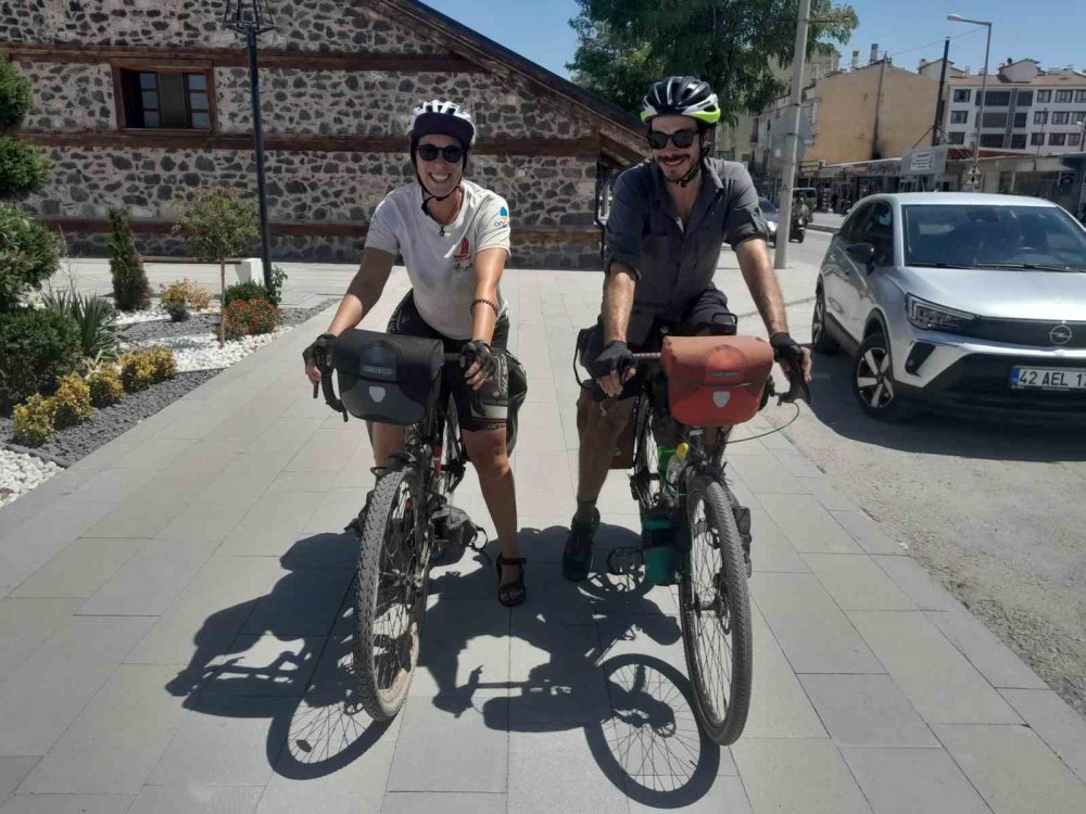 Kanadalı Bisikletçiler, Türkiye’nin Misafirperverliğine Hayran Kaldı