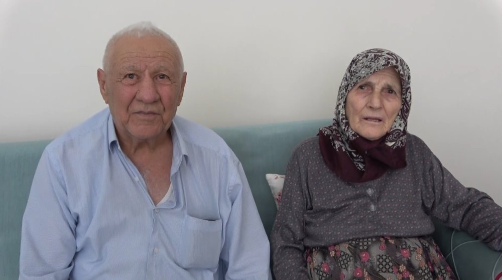 Yıl: 2025! Evlerinde Hapis Kaldılar