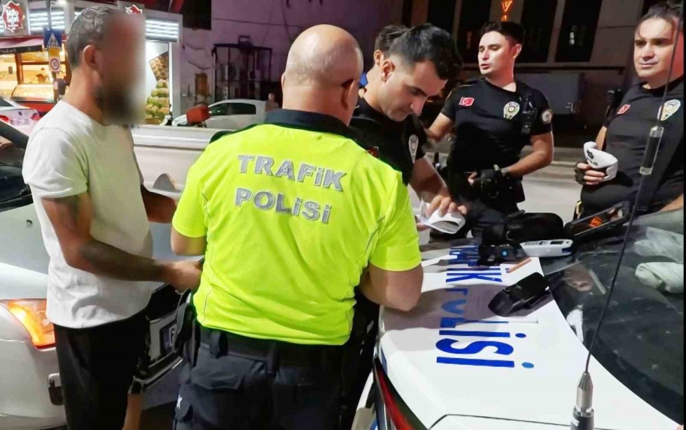 Ehliyet yok, muayene yok, alkol var