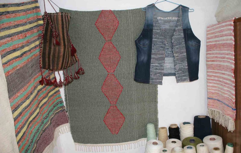 Eski giysileri harika eşyalara dönüştürüyor