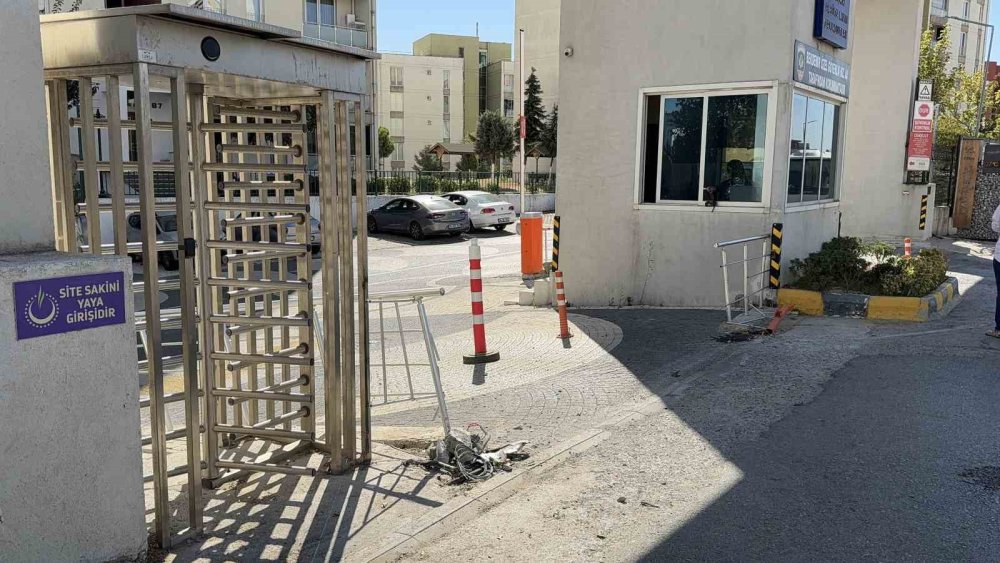 Devlet korumasındaki çocuklara minibüs çarptı