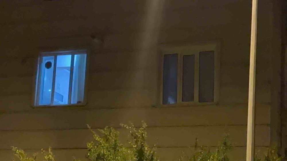 15 yaşındaki yeğenini erkek arkadaşıyla yakalayan amca dehşet saçtı