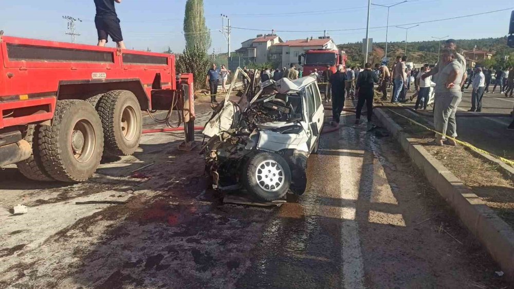 Doğanhisar'da Katliam Gibi Kazada 3 Kişi Yaşamını Yitirdi